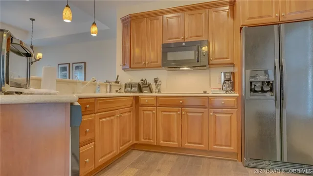 Primary bedroom — Bldg E-17 Via Pendio Drive Porto Cima Missouri real estate