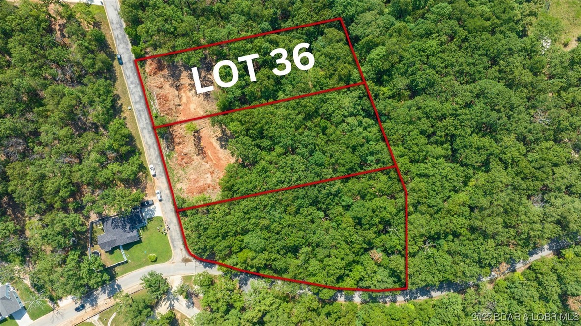 Lot 36 Chippewa Place Linn Creek Missouri home for sale listed at $34,900