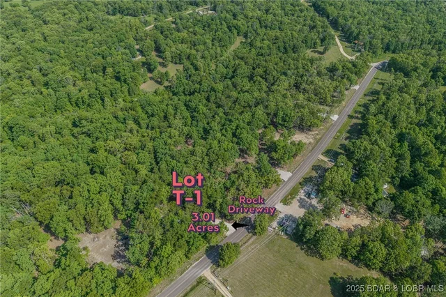 Living room — LOT T-1 Ivy Bend Road Stover Missouri real estate