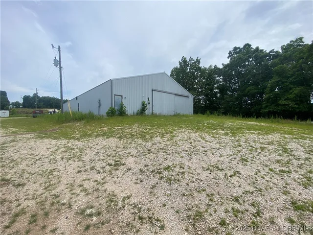 Front exterior — 204 STATE RD TT Sunrise Beach Missouri real estate