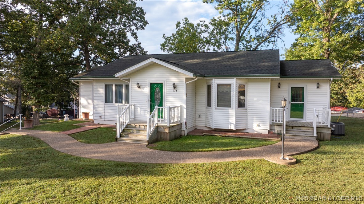 133 Forsen Park Road Sunrise Beach Missouri 3 bedroom 2 bathroom home for sale listed at $355,000