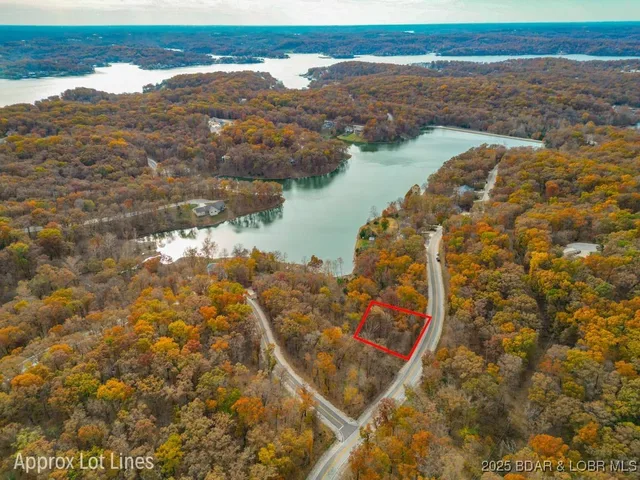 Primary bedroom — Lot 115 Albany Drive Four Seasons Missouri real estate