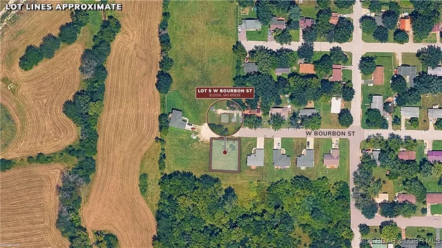 Primary bedroom — Lot 5 W Bourbon Street Eldon Missouri real estate