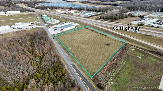 Front exterior — 3 Acres Commercial Avenue Warsaw Missouri real estate