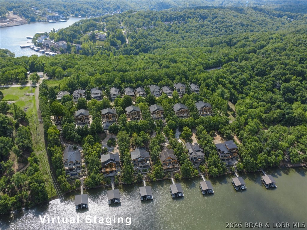 Bear Paw Road Camdenton Missouri home for sale listed at $1,337,000