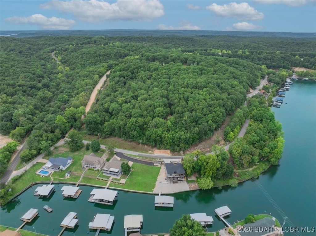 Mistwood Moorings on Mistwood Bluff Road Camdenton Missouri home for sale listed at $850,000