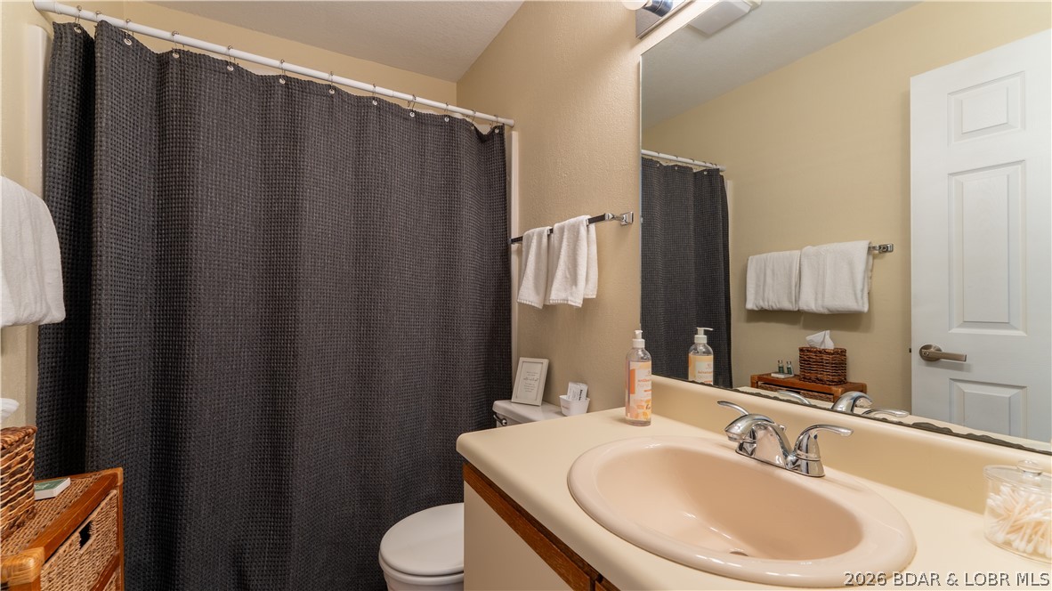 Photo 12