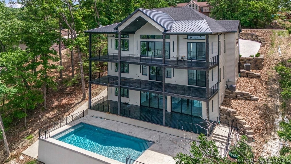 957 Grand View Drive, Porto Cima MO