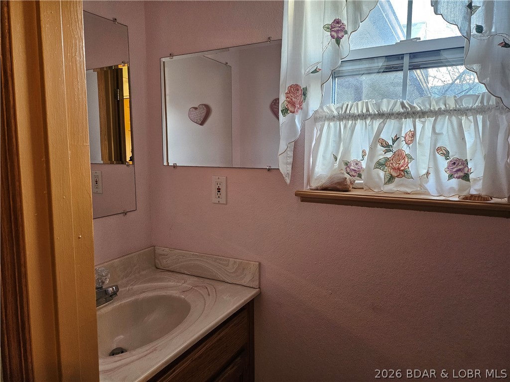 Photo 48