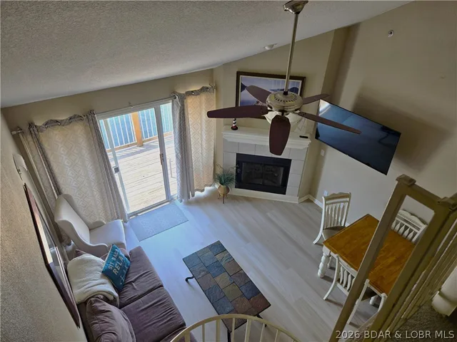 Living room — 1481 Ledges Drive Osage Beach Missouri real estate