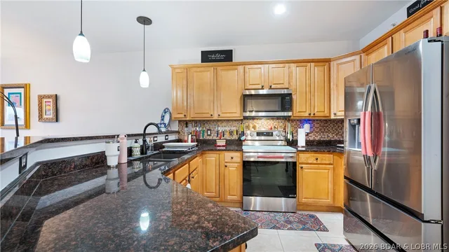 Kitchen — 1359 Seascape Lane Osage Beach Missouri real estate