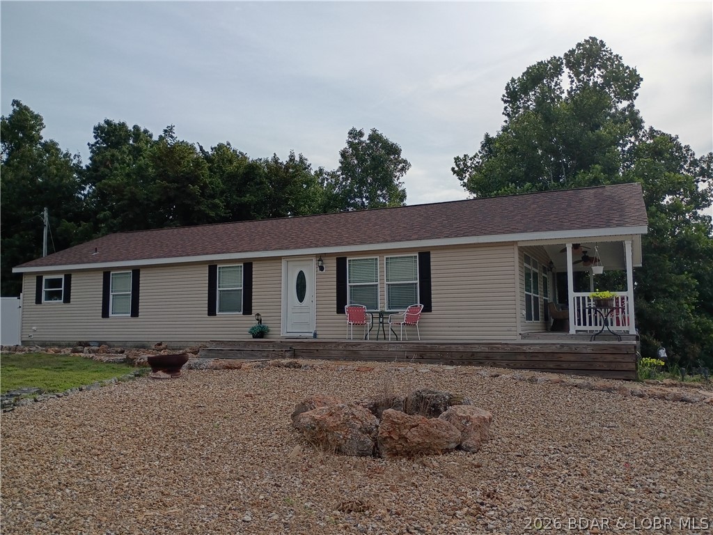 71 Partee Lane Sunrise Beach Missouri 3 bedroom 2 bathroom home for sale listed at $389,900