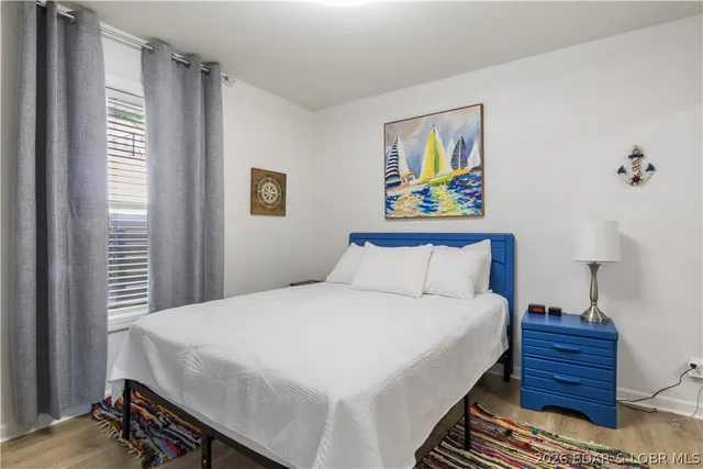 Primary bedroom — 40 Lighthouse Road Lake Ozark Missouri real estate