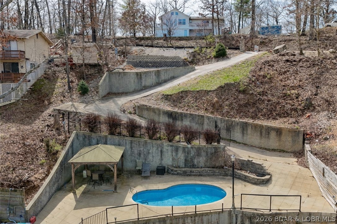 455 Four Winds Drive Lake Ozark Missouri home for sale listed at $249,900