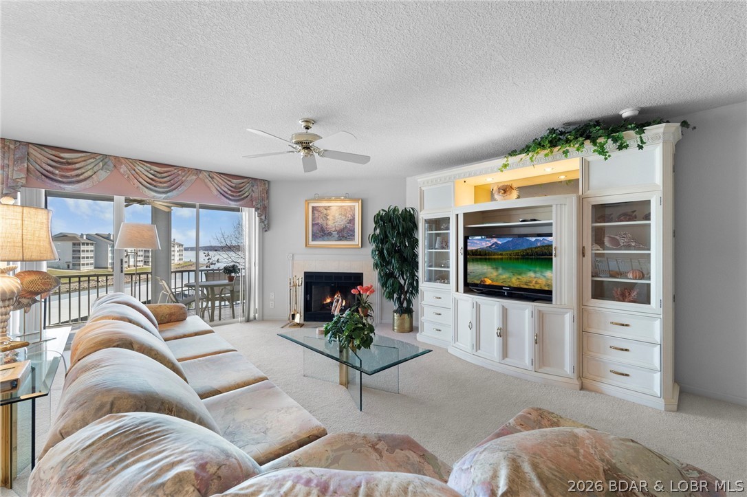 432 Regatta Bay Circle Lake Ozark Missouri 3 bedroom 4 bathroom home for sale listed at $499,000