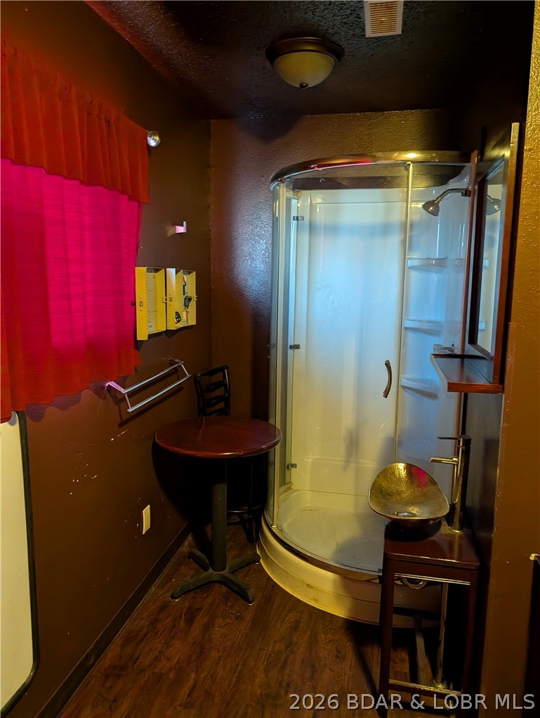 Photo 23