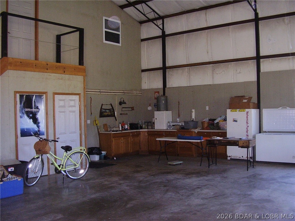 Photo 28