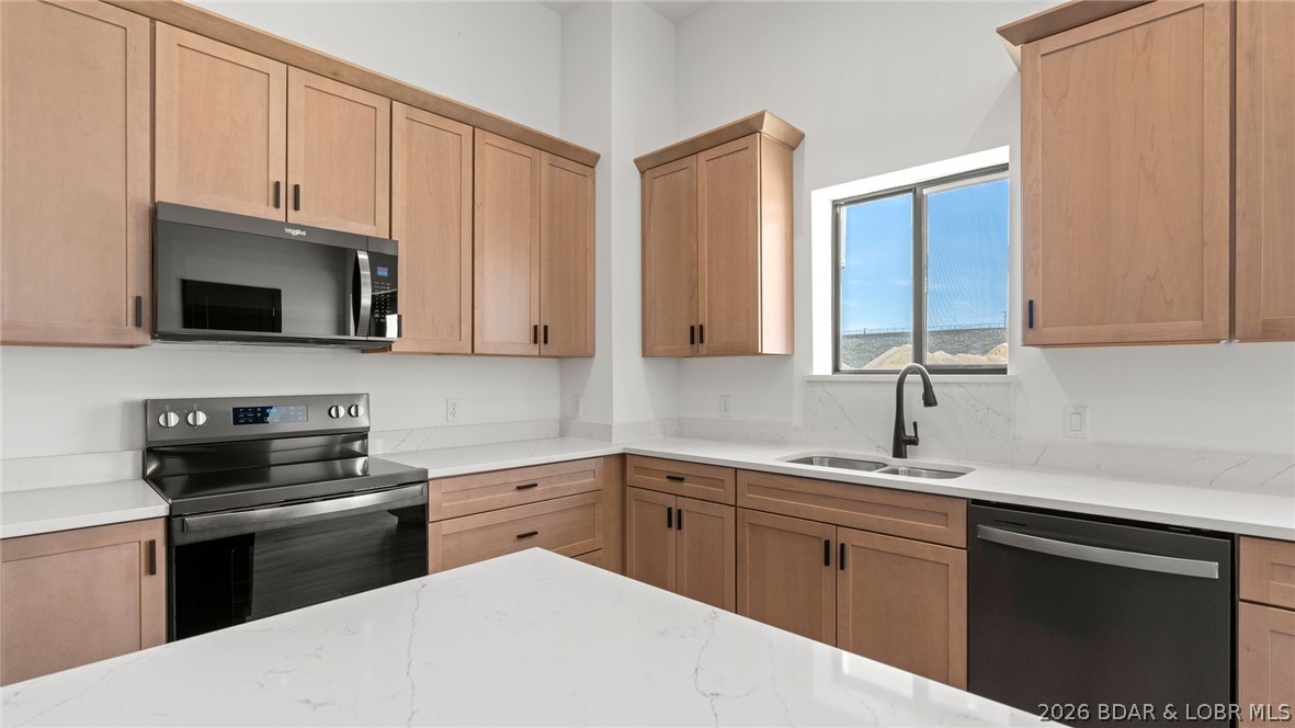 100 Blue Heron Hill Lane Lake Ozark Missouri 1 bathroom home for sale listed at $458,900