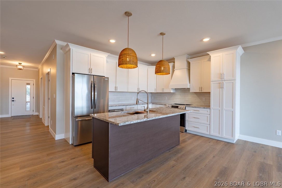 4925 Robins Circle Osage Beach Missouri 3 bedroom 3 bathroom home for sale listed at $565,000