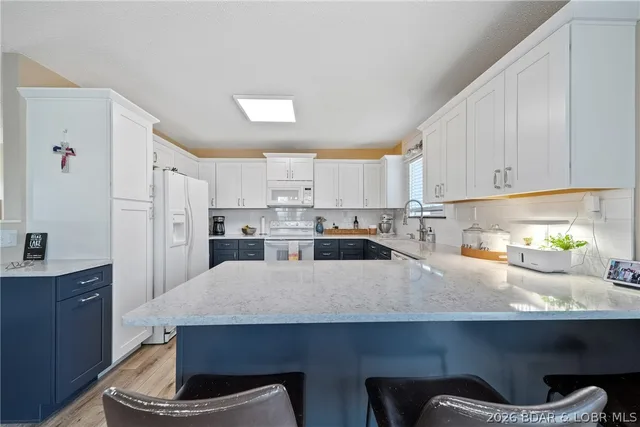Kitchen — 5304 Gamble Circle Osage Beach Missouri real estate