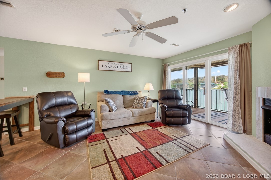 133 Cedar Glen Court Camdenton Missouri 3 bedroom 2 bathroom home for sale listed at $299,999