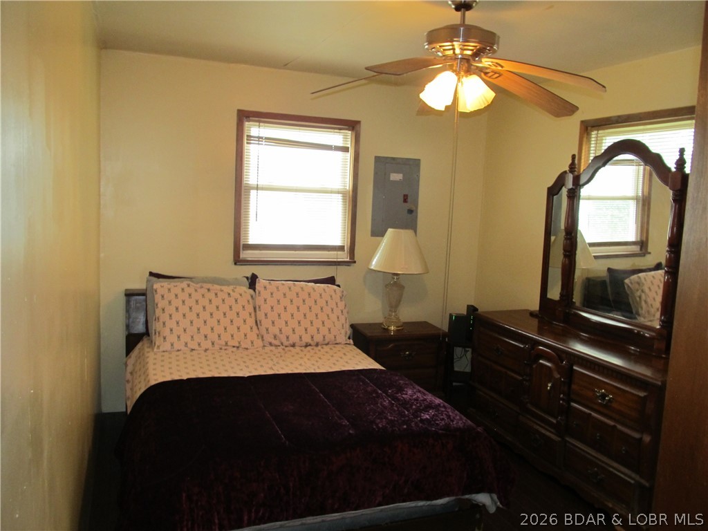 Photo 10