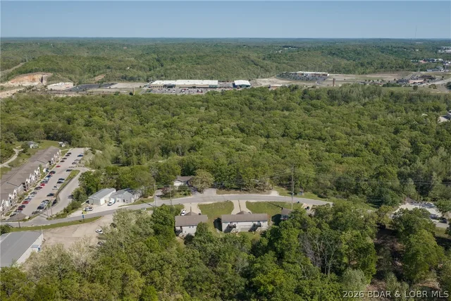 Primary bedroom — 126 S. Fish Haven Road Lake Ozark Missouri real estate