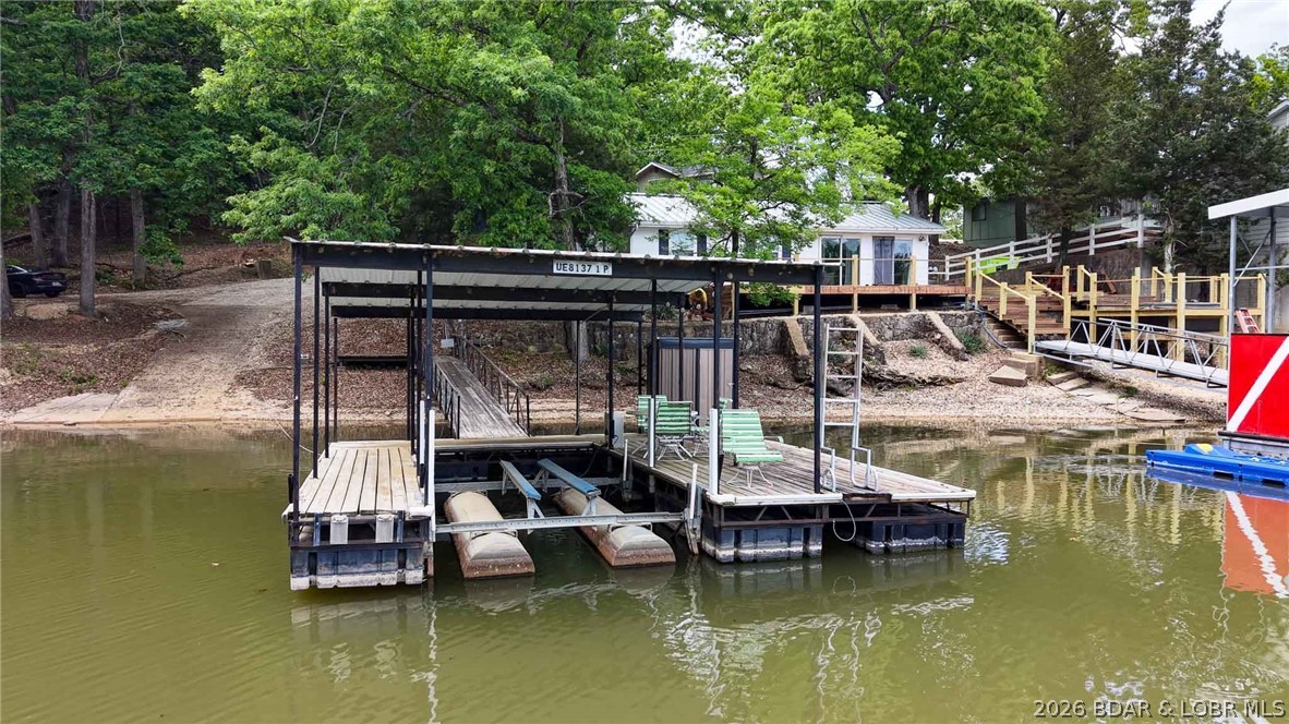 140 Carefree Point Drive Sunrise Beach Missouri 2 bedroom 1 bathroom home for sale listed at $285,000
