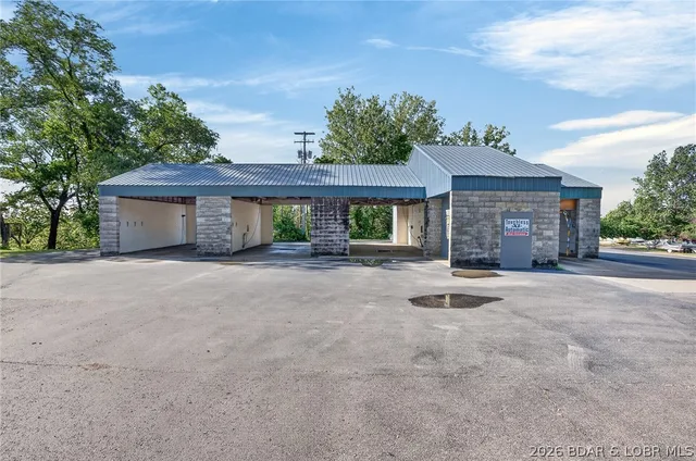 Front exterior — 248 N. State Hwy 7 Camdenton Missouri real estate