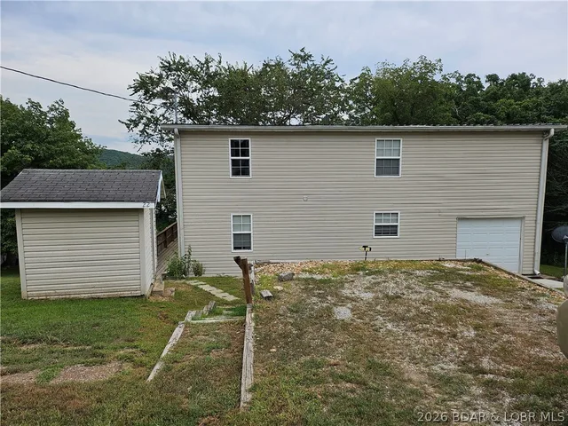 Front exterior — 22 Launch Landing Edwards Missouri real estate