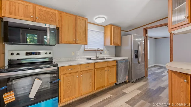Primary bedroom — 13 Foothill Court Camdenton Missouri real estate