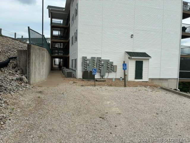 Photo 43