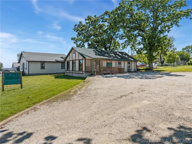Primary bedroom — 348 Highway 54 Camdenton Missouri real estate