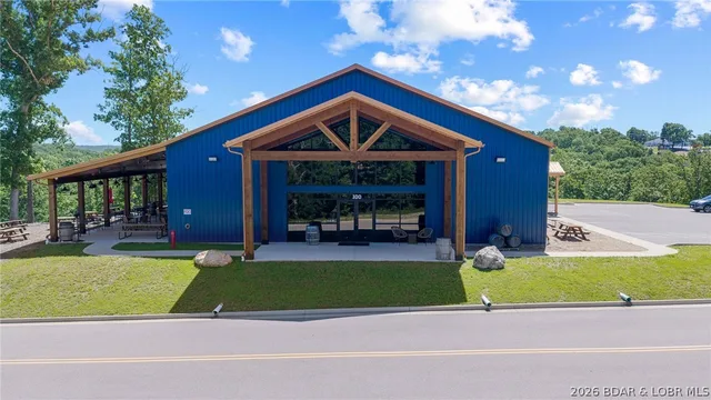 100 Grand Vintners Lane, Lake Ozark MO