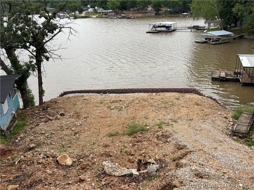 62 Dewing Drive Edwards Missouri home for sale listed at $147,900