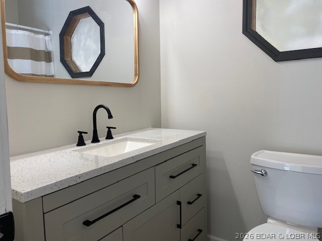Primary bedroom — 1212 Sweetwater Drive Lake Ozark Missouri real estate