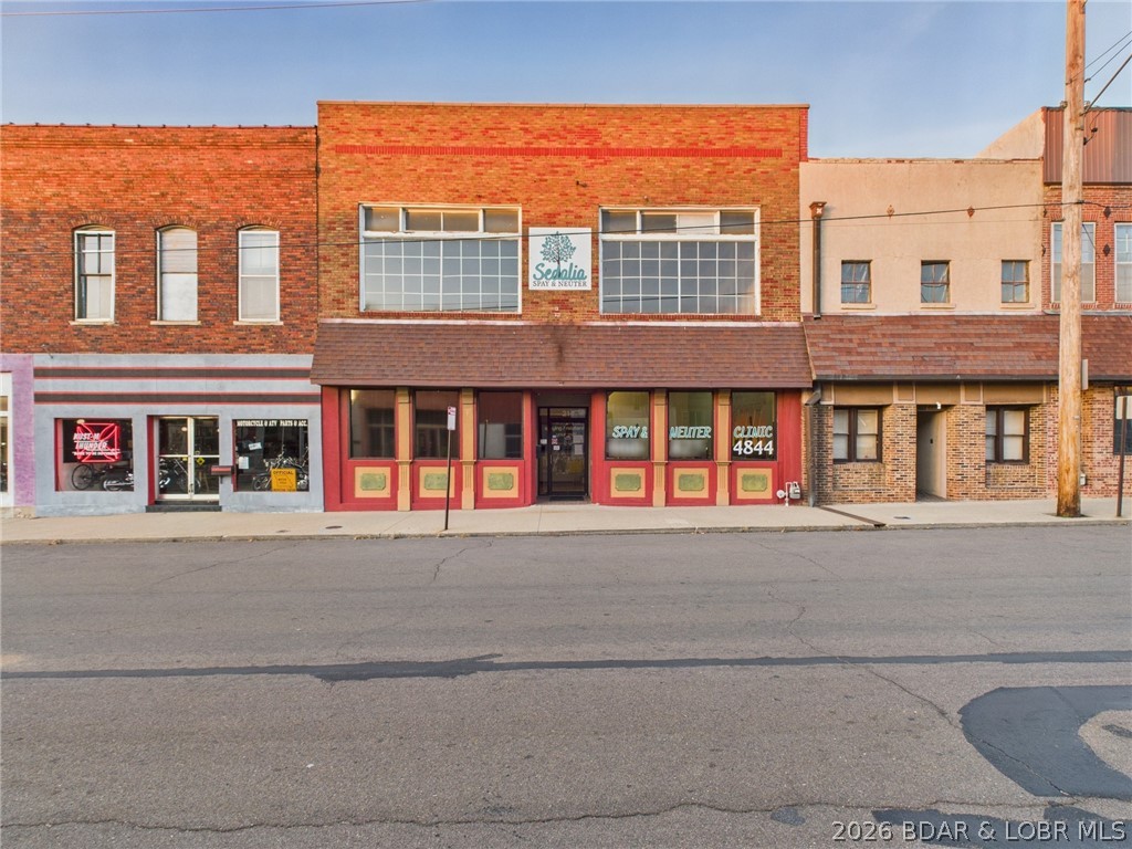 214 W Main Street, null MO