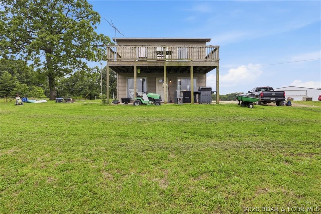 6453 North Circle Road, Stover MO