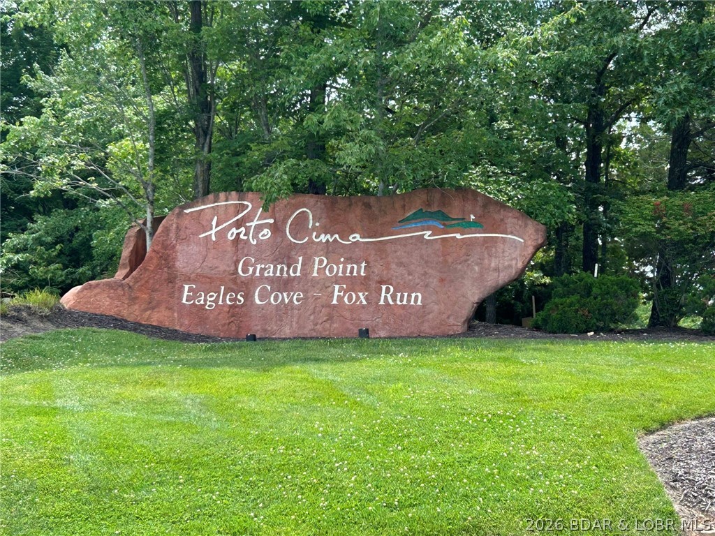 Lot 623 Grand View Drive Sunrise Beach Missouri home for sale listed at $30,000