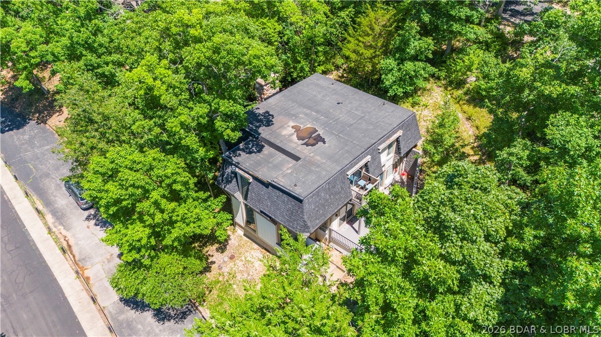 306 Seabright Drive Osage Beach Missouri 3 bedroom 3 bathroom home for sale listed at $370,000