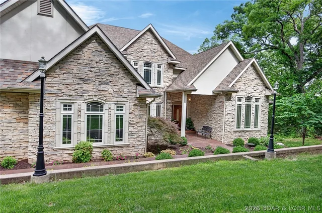 Front exterior — 105 W Cross Fox Trail Camdenton Missouri real estate