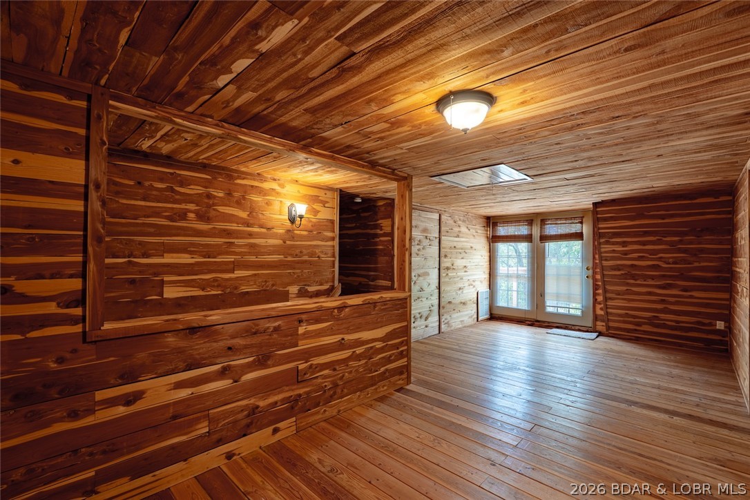 Photo 28
