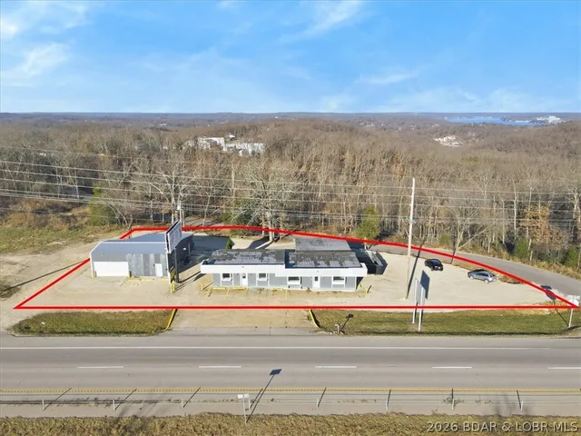 Front exterior — 6677 W US 54 Highway Osage Beach Missouri real estate