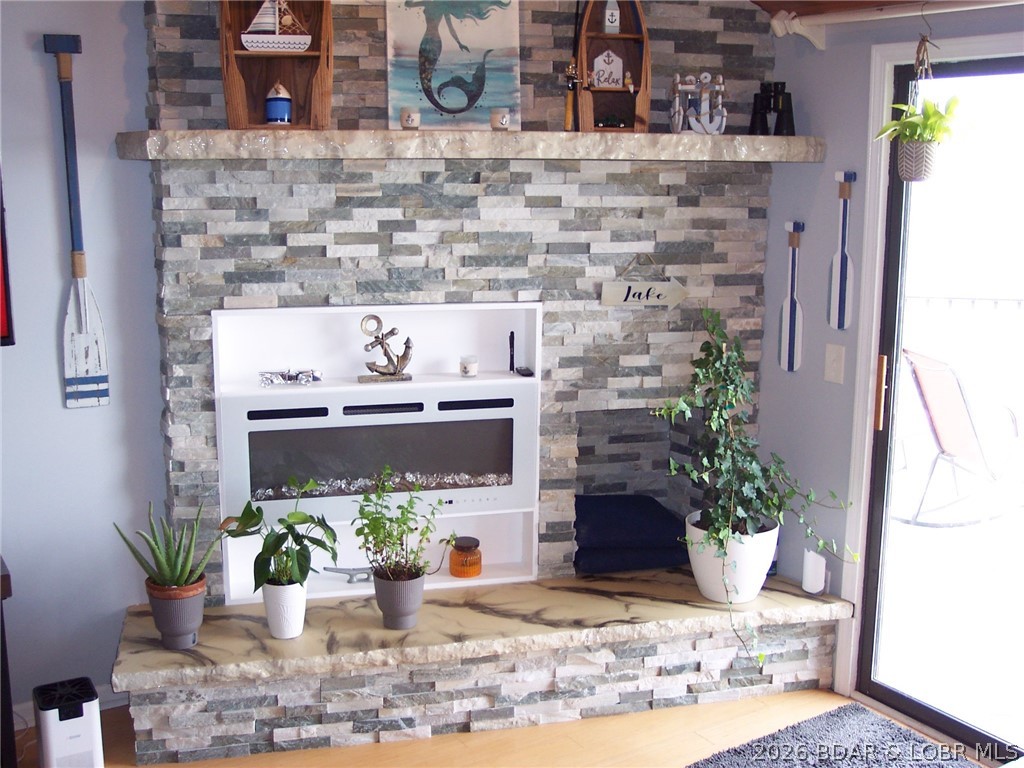 Photo 9