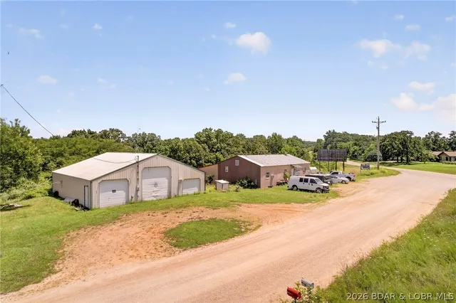 702 Bear Creek Road, Brumley MO