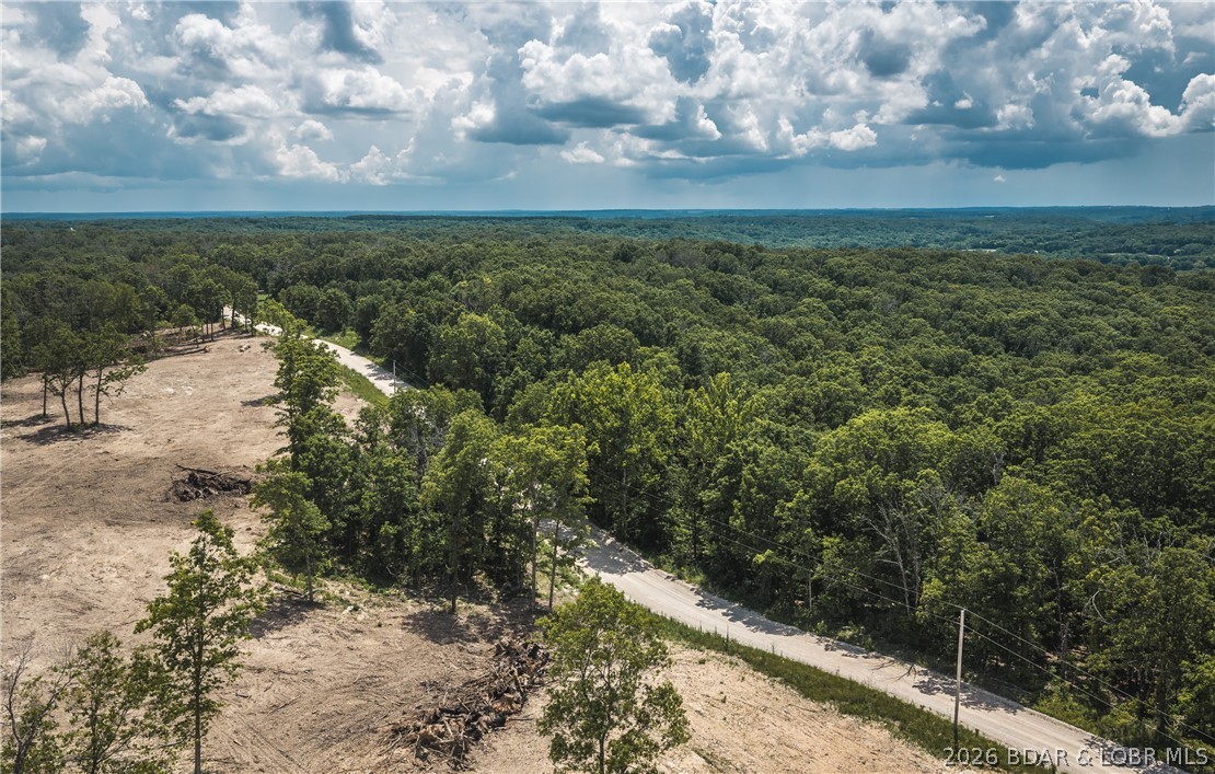Geronimo Springs-Tract 1 Macks Creek Missouri home for sale listed at $220,000