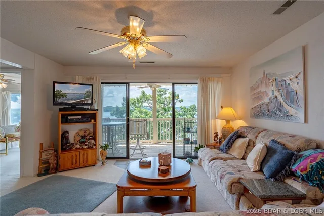 Living room — 395 Barba Le Lane Lake Ozark Missouri real estate