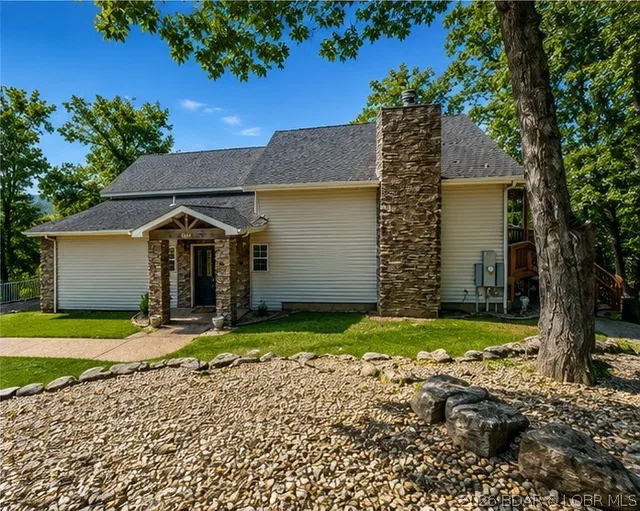 Primary bedroom — 6835 Saint Tropez Circle Osage Beach Missouri real estate