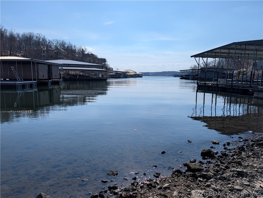 137 Cliffstone Lane Villages Missouri home for sale listed at $550,000