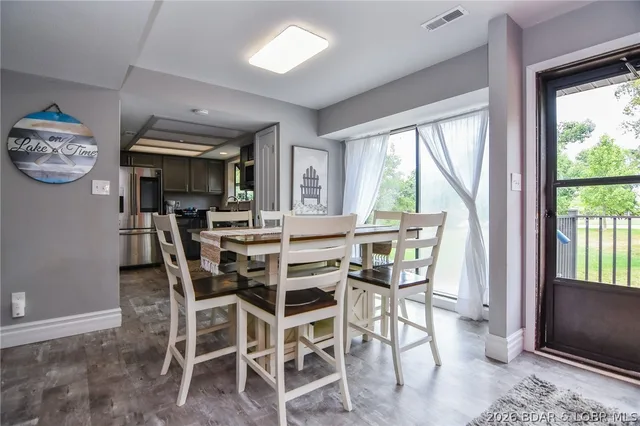 Kitchen — 23 Laguna Drive Lake Ozark Missouri real estate